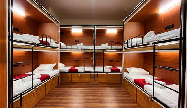 Rahul Men's AC Dormitory