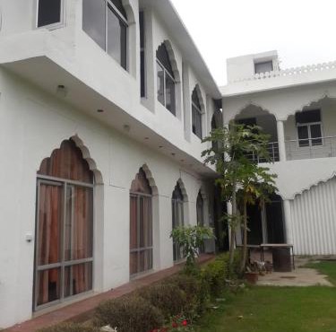 Raj Palace