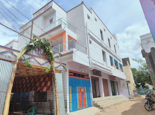 Raja Residency and Home Stay