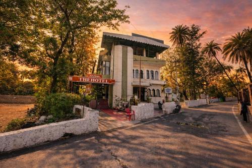 Ramma TheHotel - 200 mtrs from Nakki Lake