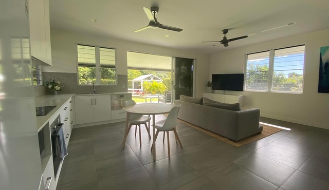 Ranch Retreat Kewarra Beach in Kewarra Beach