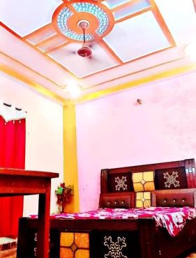 Raunak Villa
