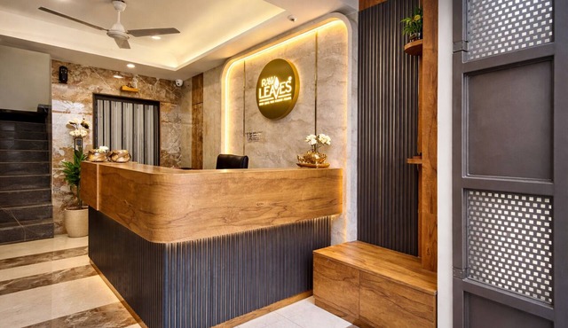 Raw Leaves - Premium Family & Business Hotel Near Rajkot Railway Station