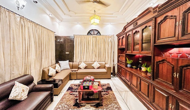 Regal Sapphire 5BHK Spacez Villa