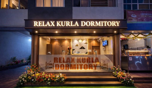 Relax Kurla Dormitory