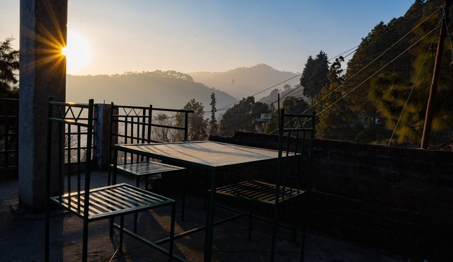 Relaxing holiday home amidst mountains