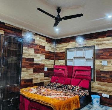 Reshi guest house in Srinagar