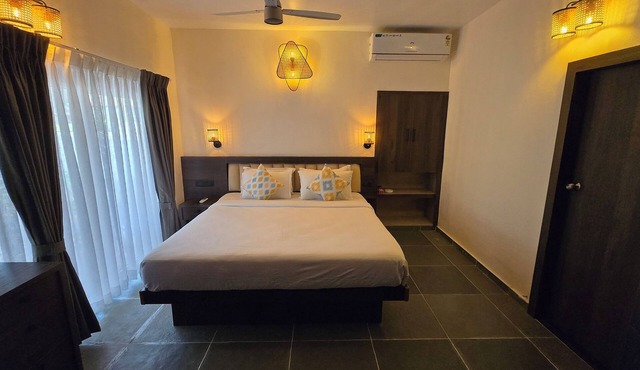 Resort style boutique homestay with WiFi, AC, Swimming Pool in Marari, Alappuzha
