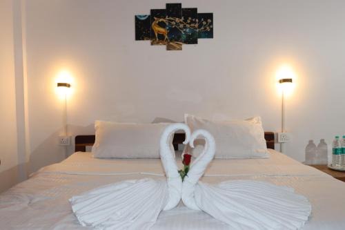 REST POINT GUEST HOUSE AND APPARTMNTs