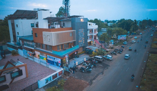 RG Exclusive Hotel-Akola