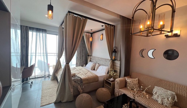 River facing ultracozy bohemian studio apartment @ 41st floor near south Delhi