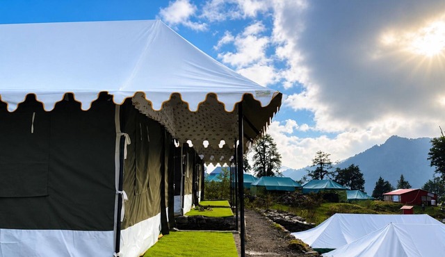RIVER SIDE CAMP CHOPTA