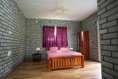 RIVER SIDE Home Stay