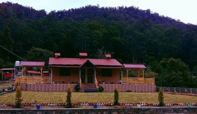 River View Bamboo Resort in Lansdowne