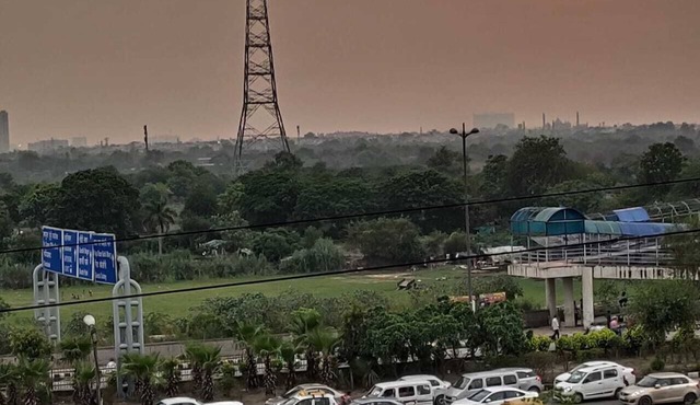 River View Delhi home stay