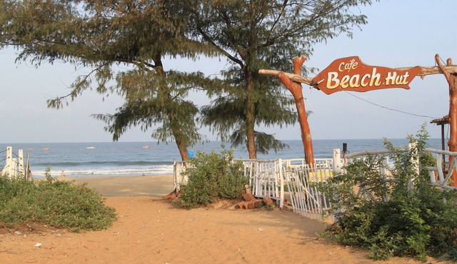 Riverside Apartment: 2 Bdr, 2 Bath Full Furnished Modern Apt in South Goa