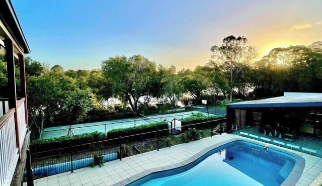 RiverView 5Bs Home near Freeway&Shops @ Loganholme in Loganholme