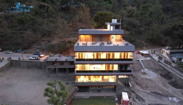 Riviera Resort By Live Inn Rishikesh