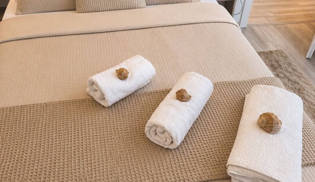 Roma Apartment luxury flat in a beautiful location in Mamaia Beach by the Sea.