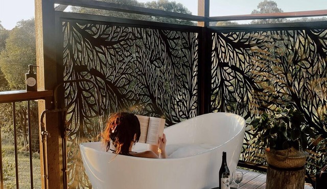 Romance with a View in Conondale