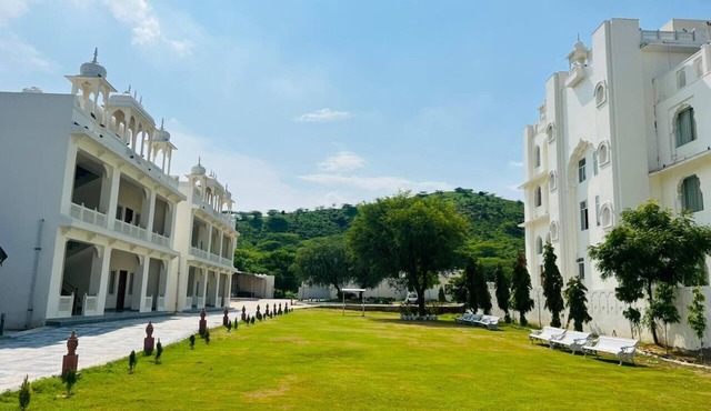 Roop Garh Palace