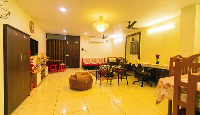 Roscotel Bay Stays 2BHK Near White Town