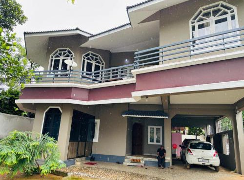 Rose villa home stay