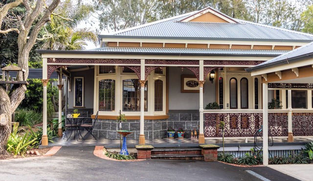 ROSEBERY COTTAGE - PREMIUM LUXURY ACCOMMODATION IN THE BEAUTIFUL YARRA VALLEY in Lilydale
