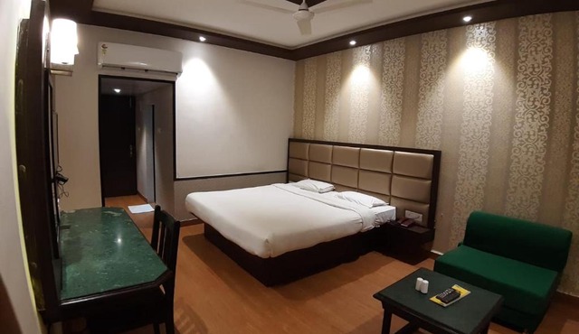 Royal Garden Resort