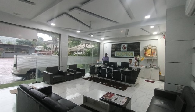 Royal Garden Resort