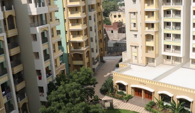 Royal orchid 2bhk lake end suite