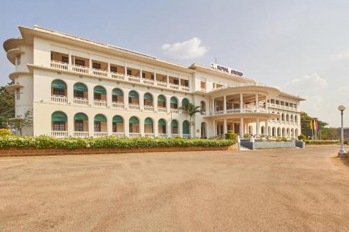 Royal Orchid Brindavan Garden Palace & Spa Mysore