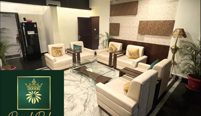 Royal Palms Luxury Service Apartment