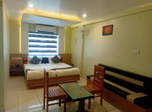 Royal Plaza Residency