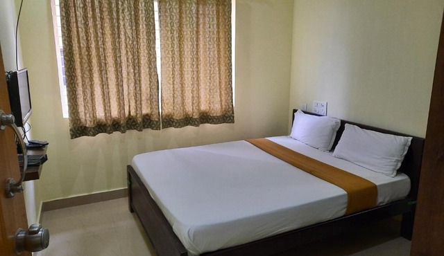 Royal Suvarna Comforts