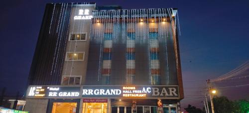 RR Grand Inn