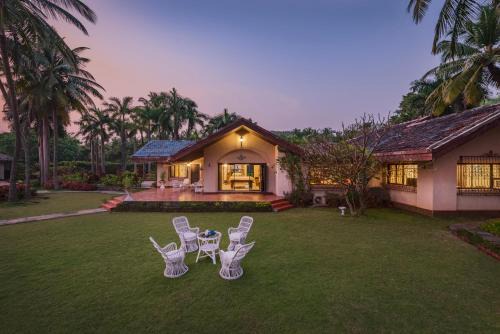 SaffronStays Sea Sparkle - 4BR beachfront villa with lawn, deck & gazebo near Kashid-Murud beach
