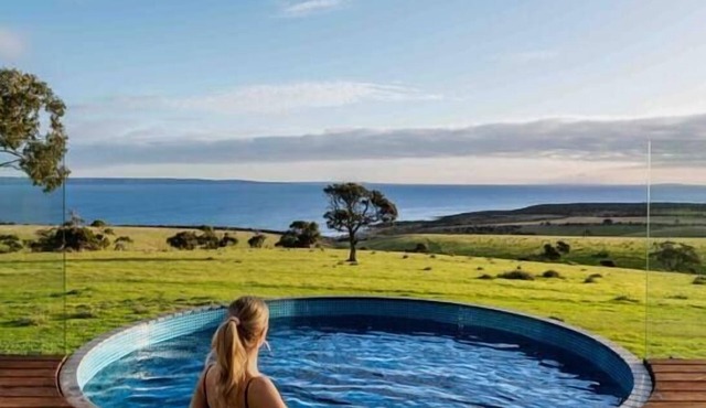 Saltbush Farm luxury house with Ocean Views of K.I in Cape Jervis