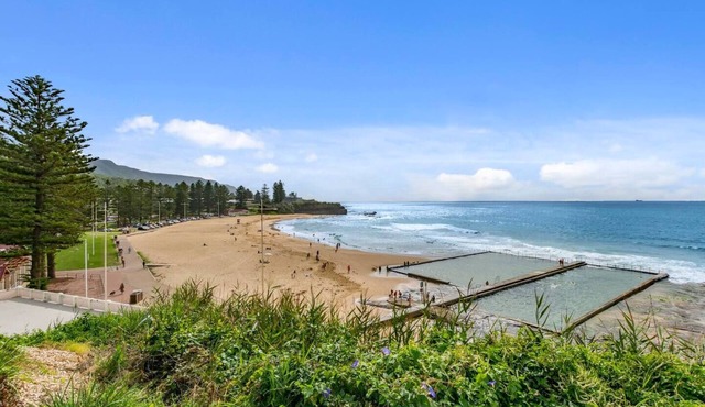 Saltwater Escape Live the Sand and Surf Lifestyle