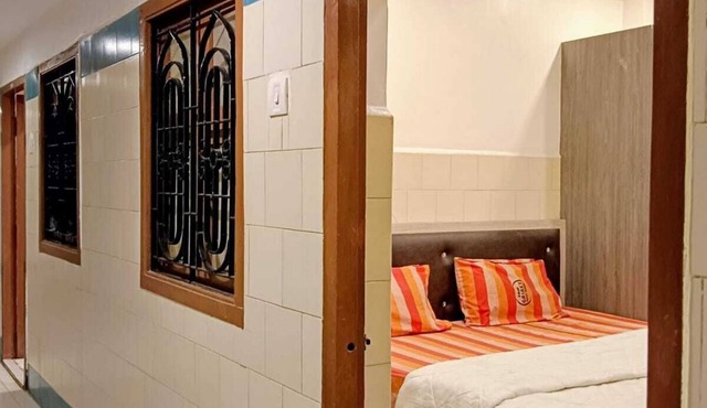 sam galaxy guest house