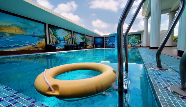 Sambhabana Hotel & Suites