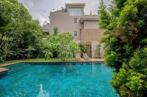 Sandshell Candolim Retreat — Da Alohas