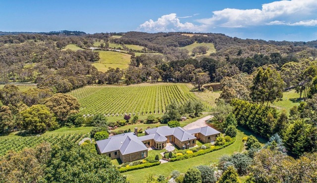 Sandstone Estate - A Boutique Vineyard Retreat in Red Hill