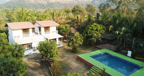 Sandy's Kinjal Farm & Tents