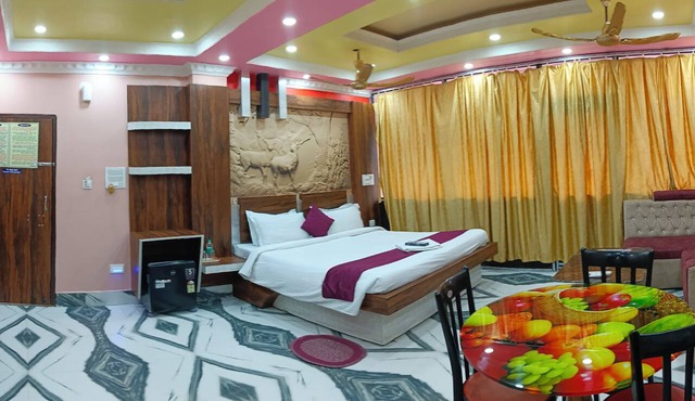 Sangram Hotel & Restaurant