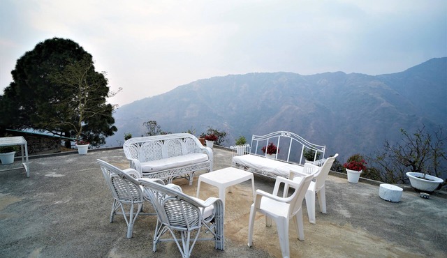 Scenic & Beautiful Cottages for self awareness, nature and healing. (Room 2)