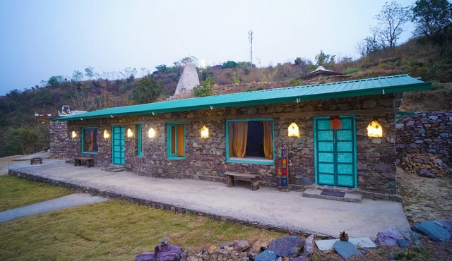 Scenic & Beautiful Cottages for self awareness, nature and healing. (Room 4)