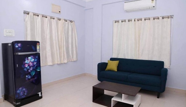 Scenic Hill View 2BHK | Kailasagiri & Beach