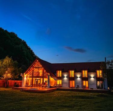 Scrind 11 - Madleine Chalet