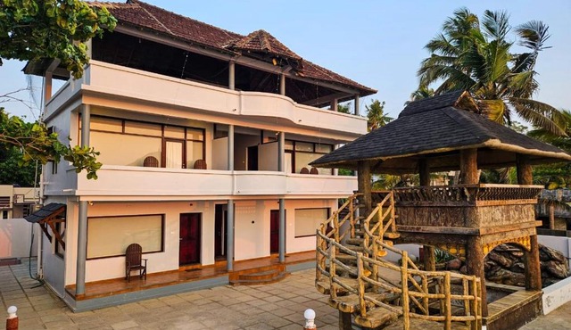 Sea View Balcony room - Tide End Beach Villa